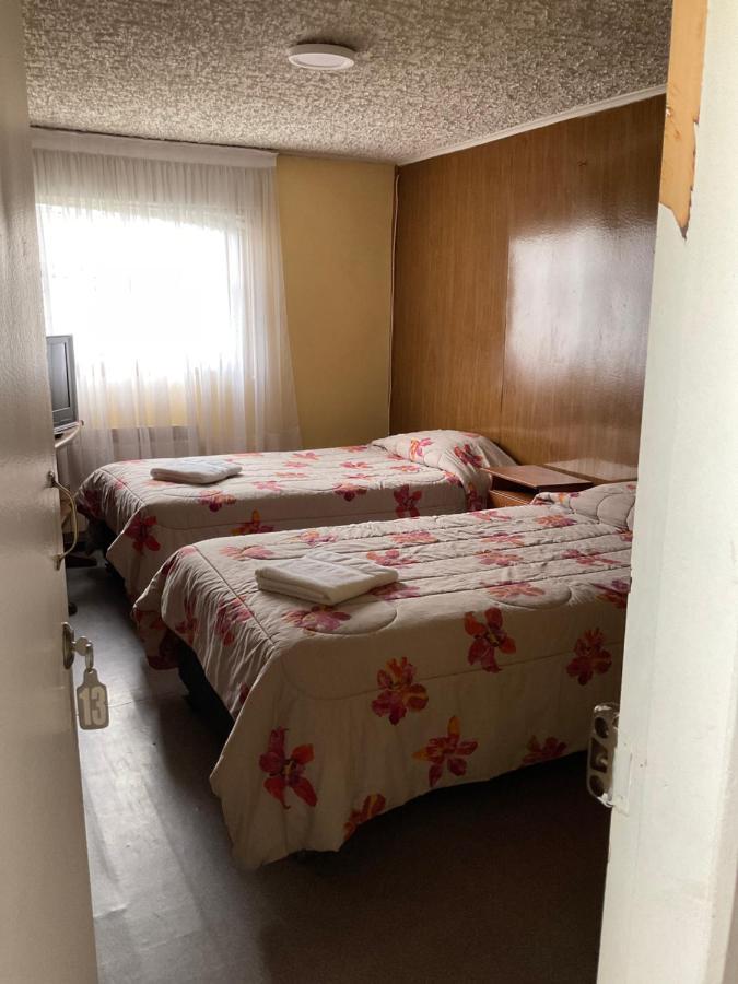 Hostal Balmaceda بونتا أريناس المظهر الخارجي الصورة