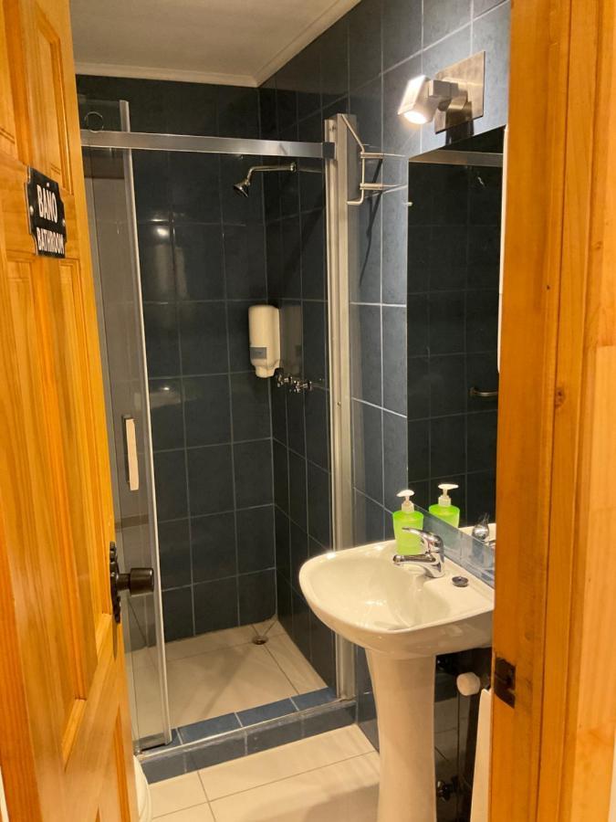 Hostal Balmaceda بونتا أريناس المظهر الخارجي الصورة