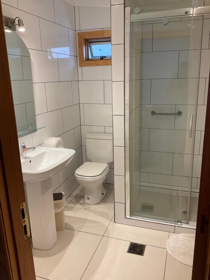 Hostal Balmaceda بونتا أريناس المظهر الخارجي الصورة